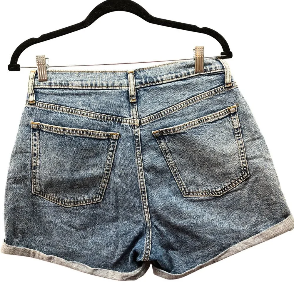 Gap Teen‎ Girls Size 20 Mom Denim Shorts High rise Blue Light Wash Roll Cuff